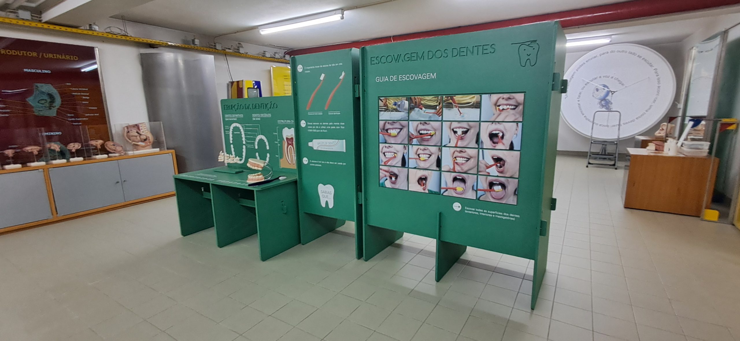 Exposição “Visita a saúde dos teus dentes”